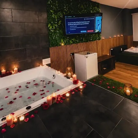 Апартаменты Private-spa Whirlpool, Dusche, Smart Tv, Doppelbett